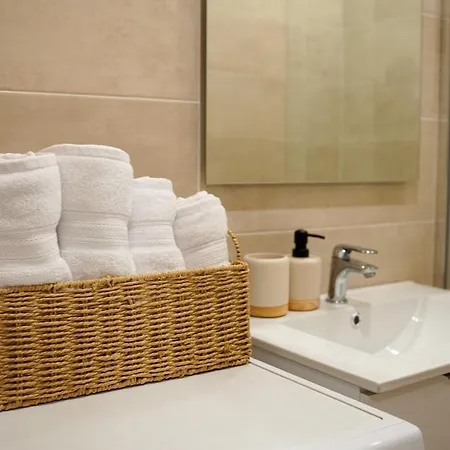 Apartment T2 Cosy Au Coeur De *